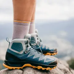 Skarpety trekkingowe: Wybierz idealne i uniknij pęcherzy!