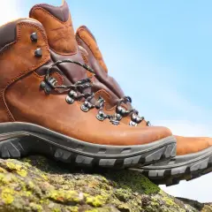 Jakie buty w Tatry latem? Uniknij błędów, wędruj bezpiecznie!