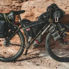 Bikepacking: Jaki namiot na rower? Twoja decyzja zmienia wszystko!
