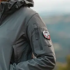 Kurtka przemaka? Impregnacja kurtek: Wybierz i zrób to dobrze!