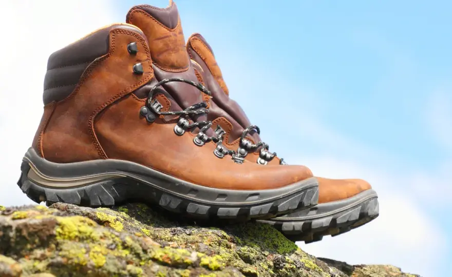 Jakie buty w Tatry latem? Uniknij błędów, wędruj bezpiecznie!