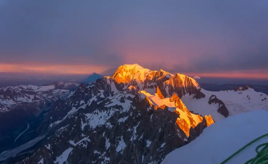 Jakie buty na Mont Blanc? Wybierz bezpiecznie i uniknij błędów!